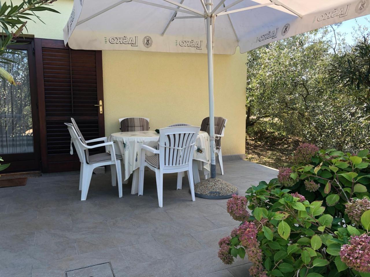 Apartments Njivice Bajcic المظهر الخارجي الصورة