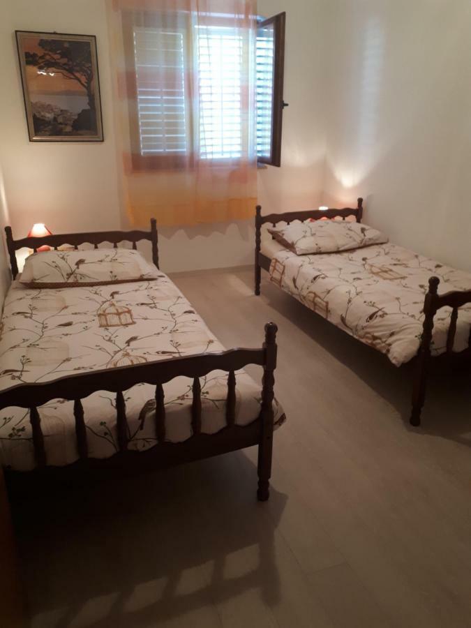 Apartments Njivice Bajcic المظهر الخارجي الصورة